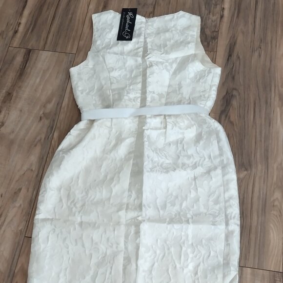 Rachael G. Beige Printed Dress, Size M - Picture 10 of 16